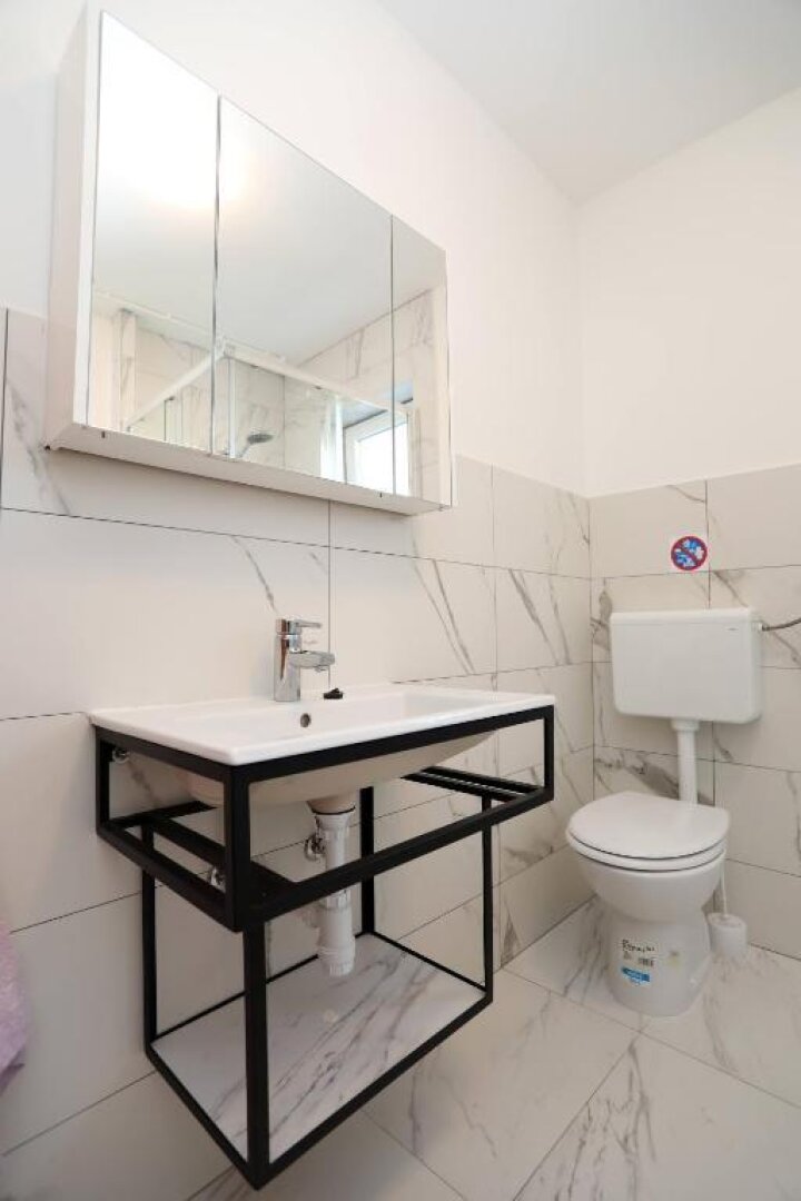 Exklusives Neubau-Apartmenthaus mit 5 Wohneinheiten