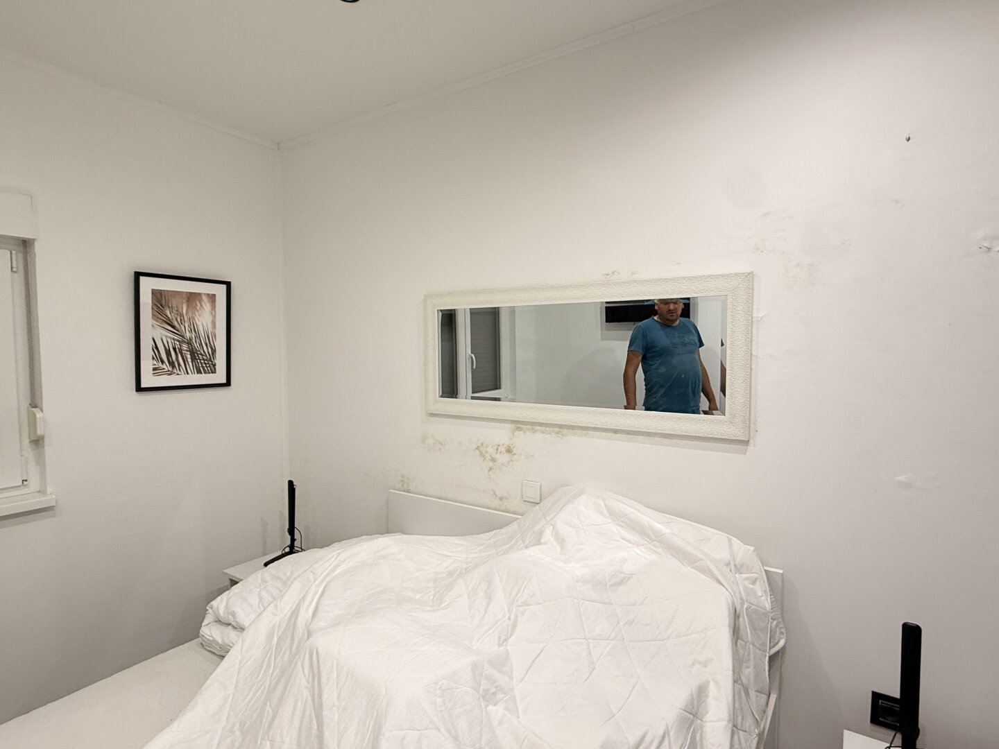 Neugebautes Haus , Mit zwei separaten Wohnungen mit je 110 qm , Pool in Ruhe Lage zu verkaufen