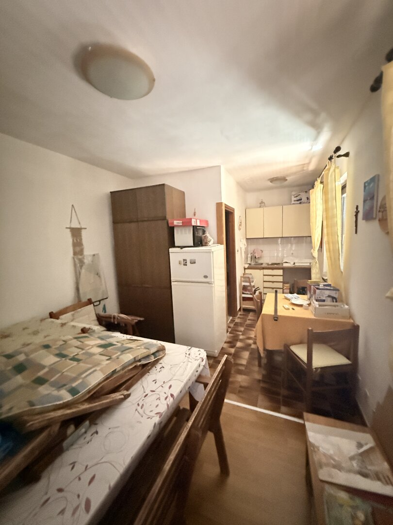 Drei Appartements werden zusammenverkauft nur 400 Meter vom Meer