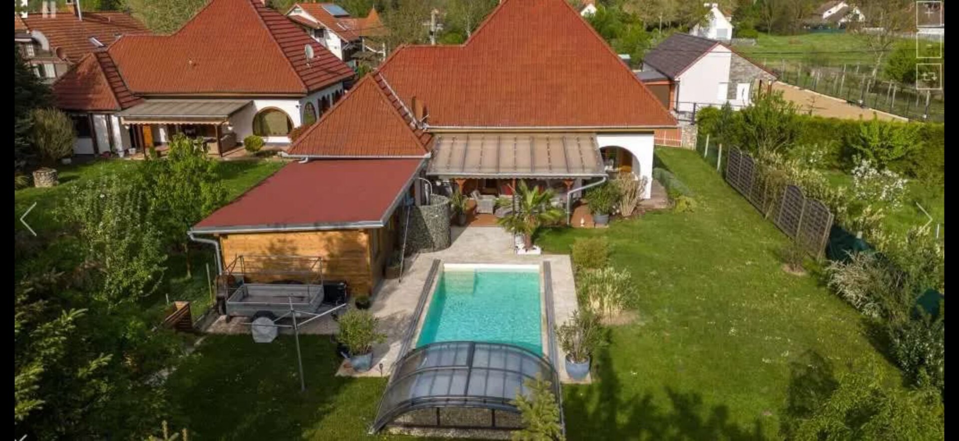 Landhaus mit schönen Garten in wunderschöner Lage am Balaton