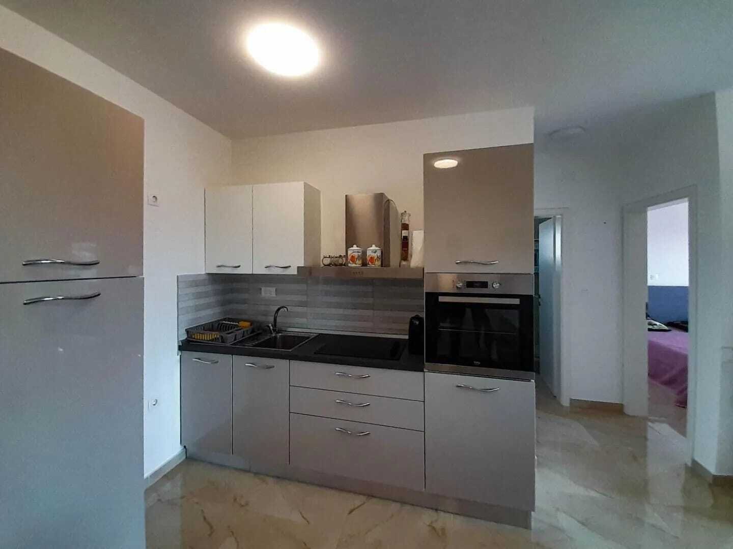 Moderne Neubauwohnung in Meeresnähe