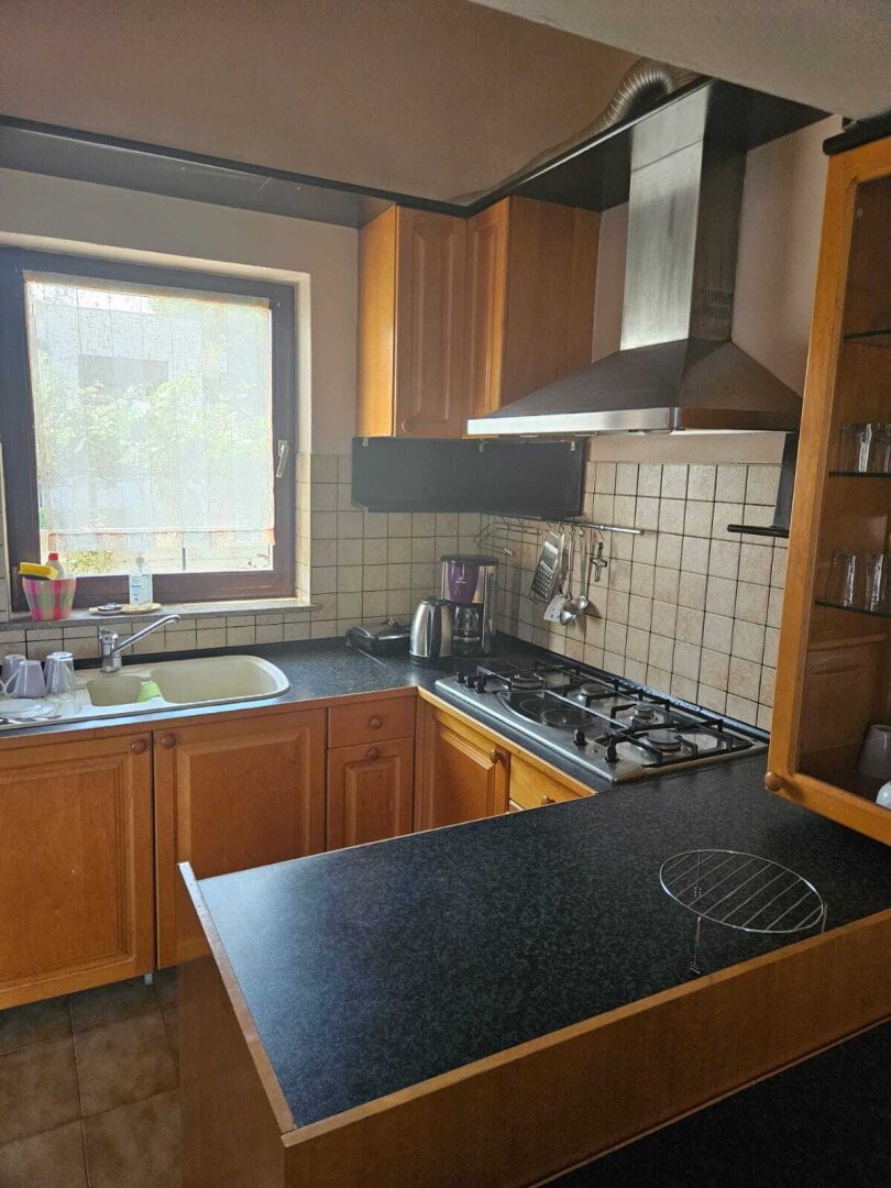 Möblierte Wohnung im Zweifamilienhaus
