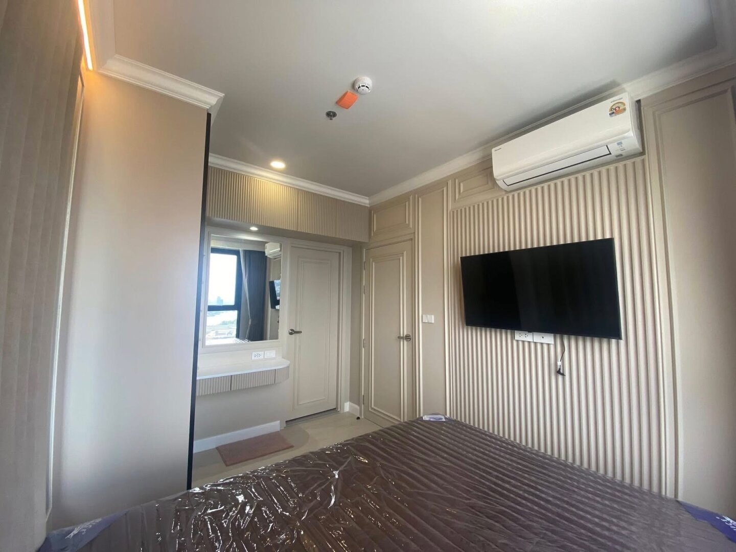 Exklusive Wohnung im 33. Stock in Bangkok zu vermieten