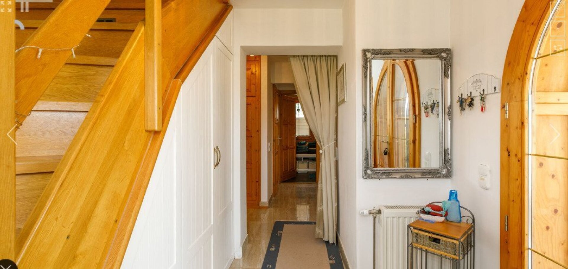 TOP! Landhaus mit schönen Garten in wunderschöner Lage am Balaton