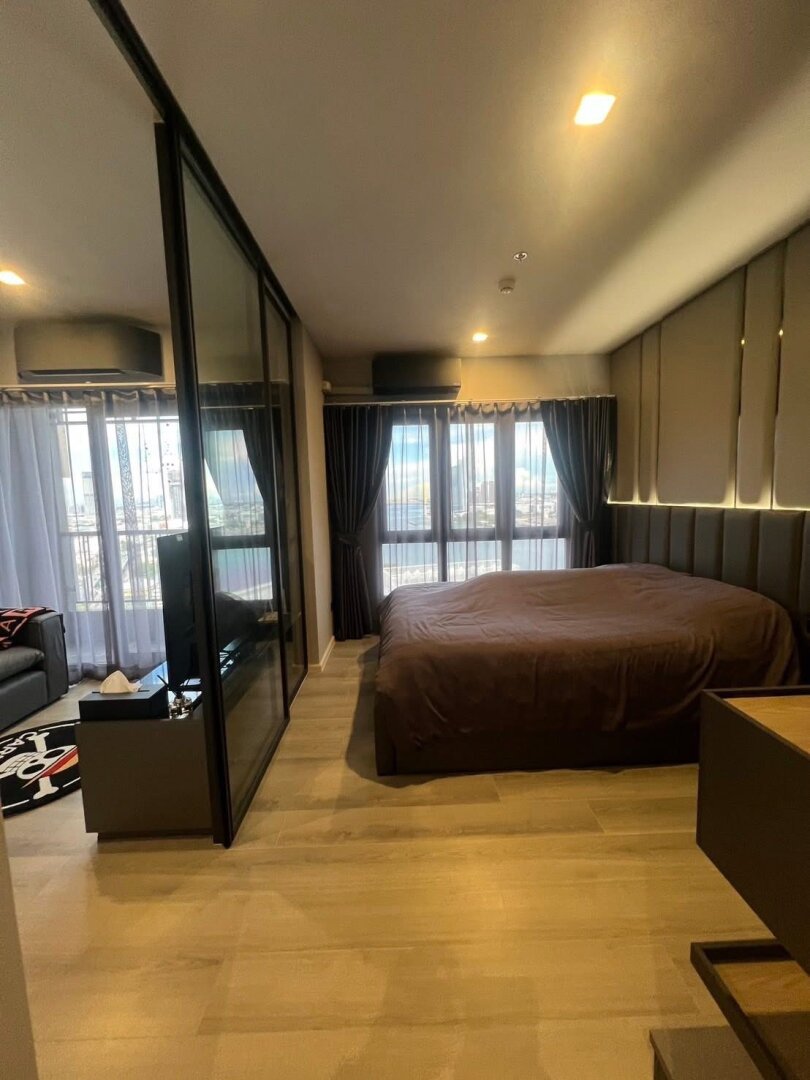 Luxuswohnung in Bangkok Rama 3 mit Sky Lounge, Pool & exklusiven Premium-Facilities zu verkaufen