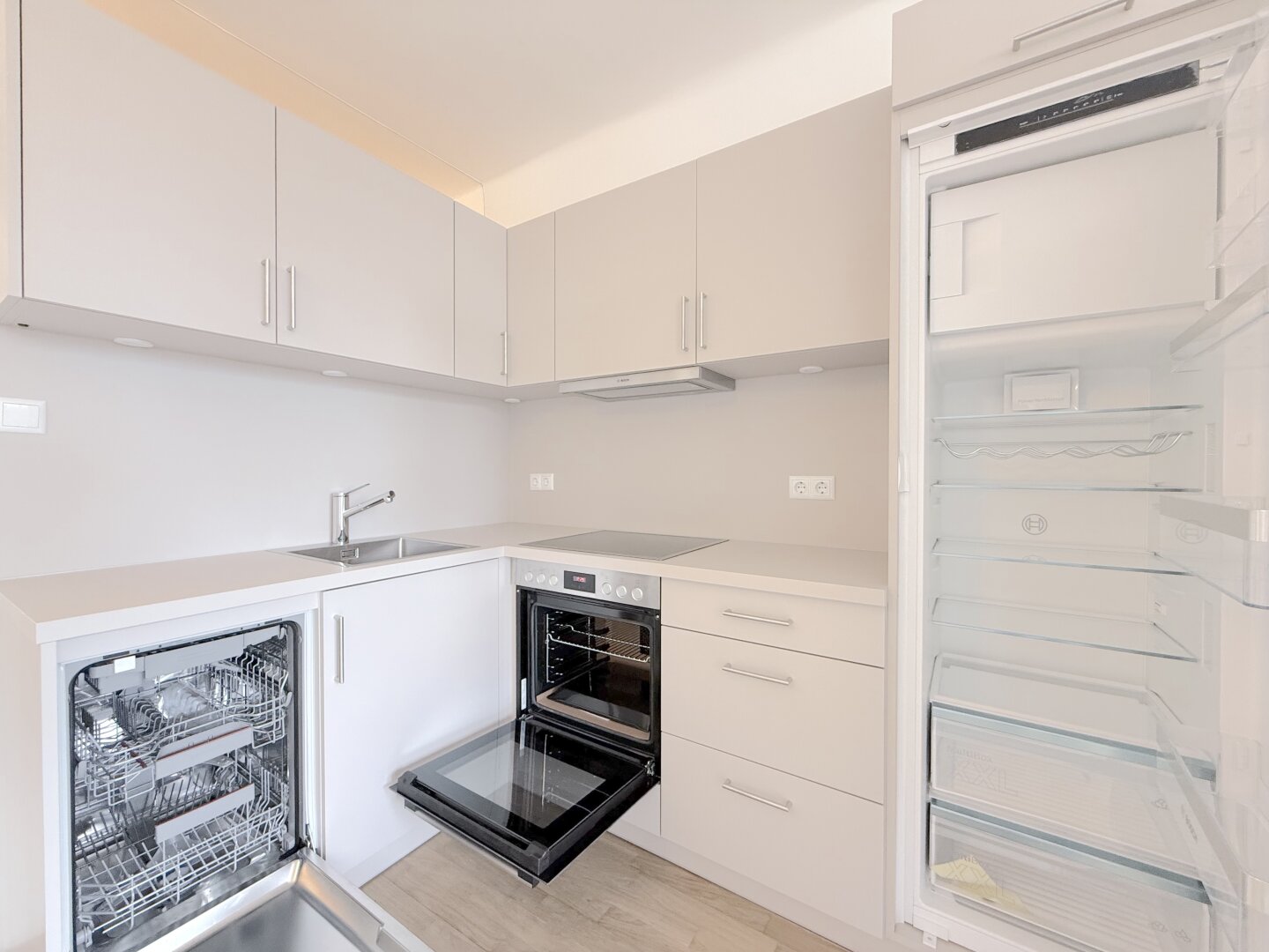 Charmante 2 Zimmer Wohnung am Schwedenplatz, 1010 Wien!