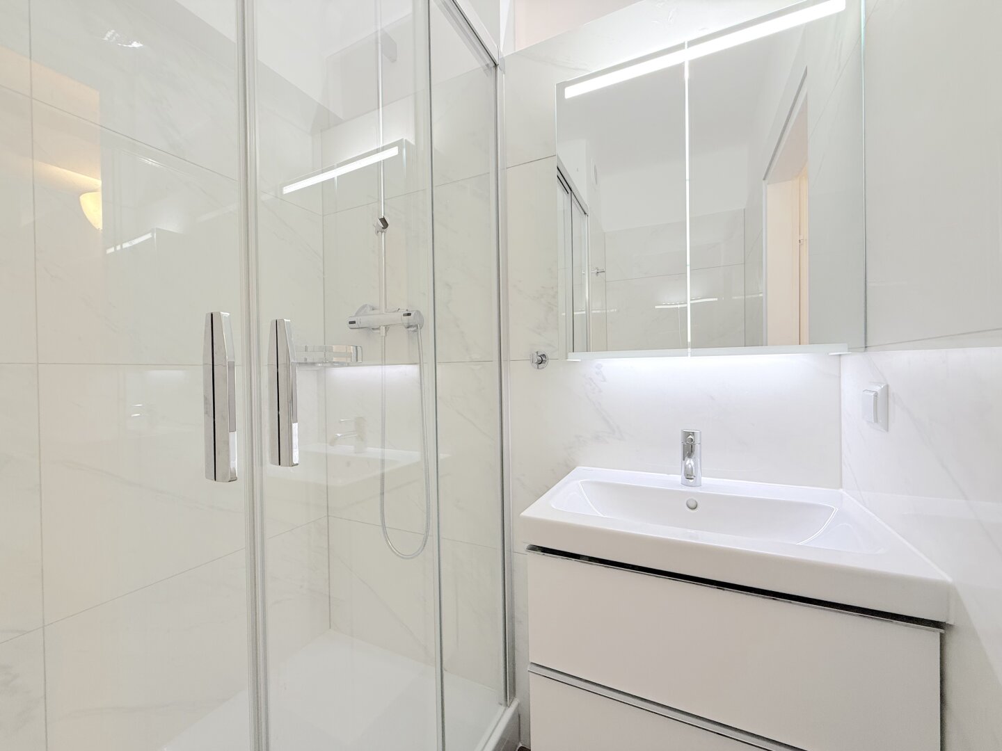 Charmante 2 Zimmer Wohnung am Schwedenplatz, 1010 Wien!