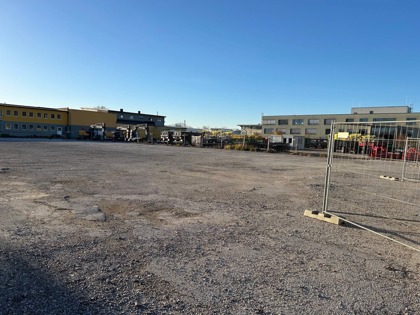 Top Business Park: Shops, Praxen, Büros, Lager und Betriebswohnungen im Baurechtswohnungseigentum - Provisionsfrei
