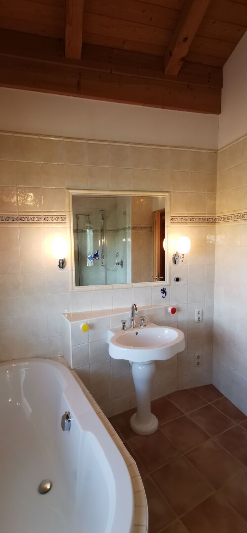 Traumhaus nahe dem Mattsee: 6 Zimmer, Wintergarten, Carport – Ihr neues Zuhause wartet!