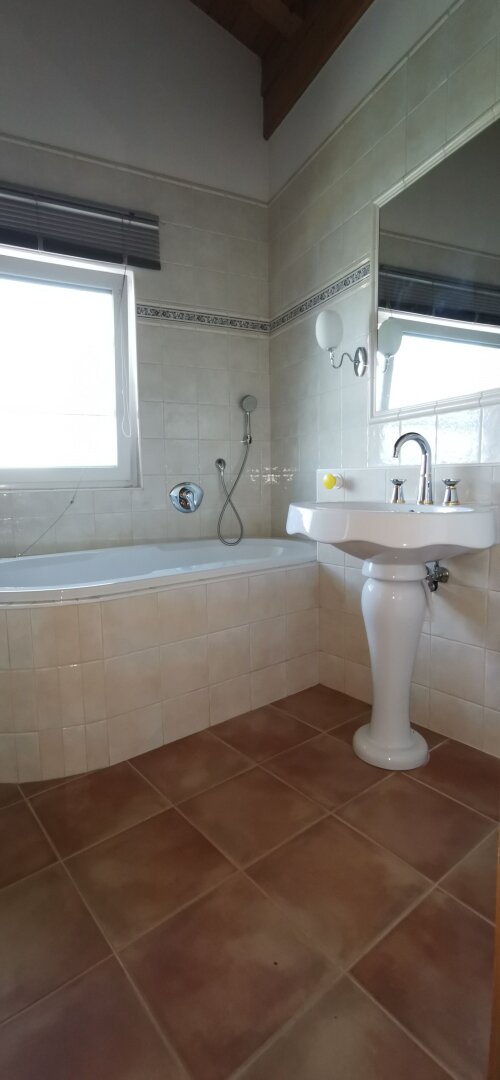 Traumhaus nahe dem Mattsee: 6 Zimmer, Wintergarten, Carport – Ihr neues Zuhause wartet!