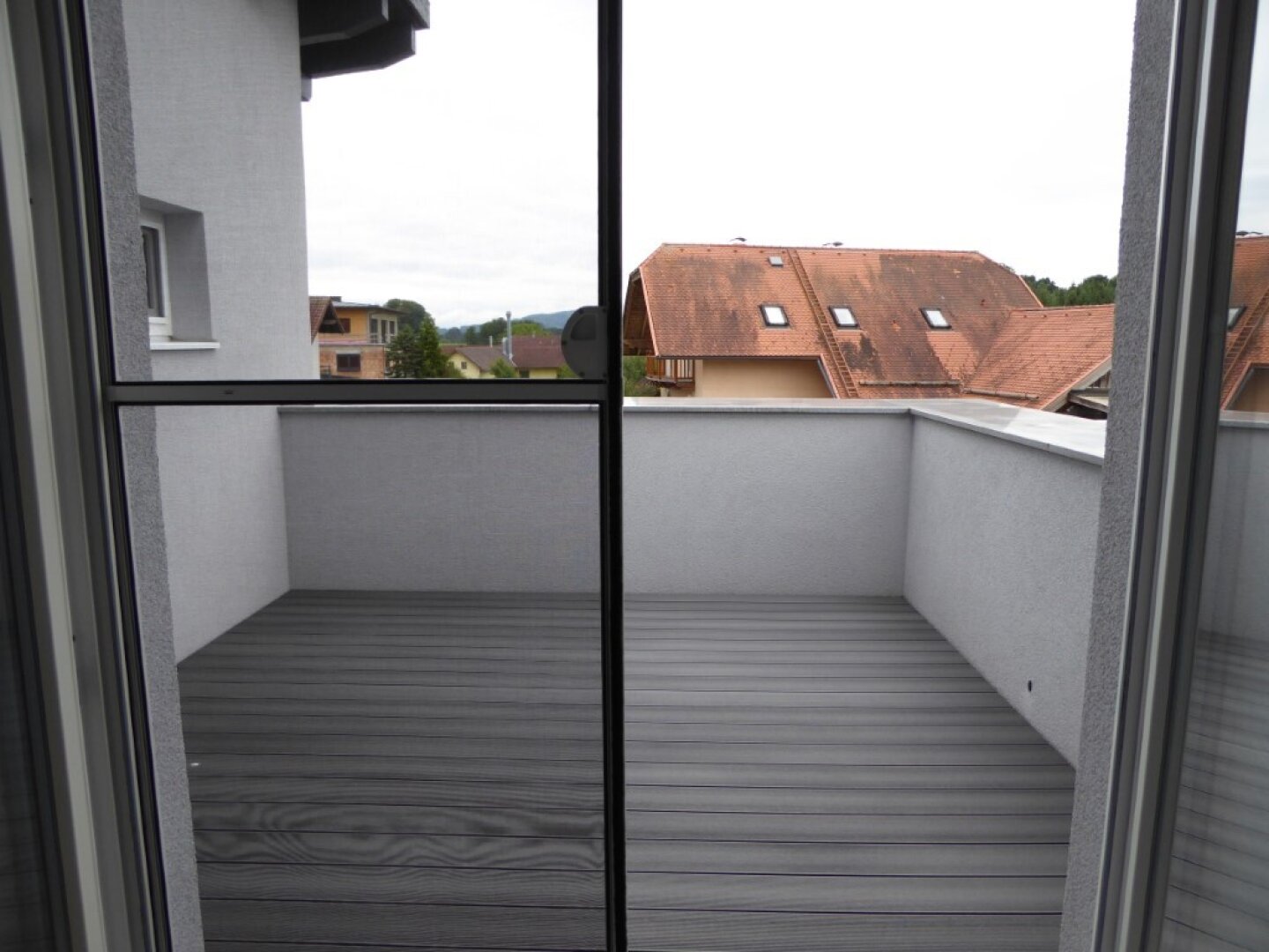 neuer Kaufpreis: Gepflegtes Zuhause nahe dem Mattsee mit großem Garten, Dachterrasse und Doppel-Carport!
