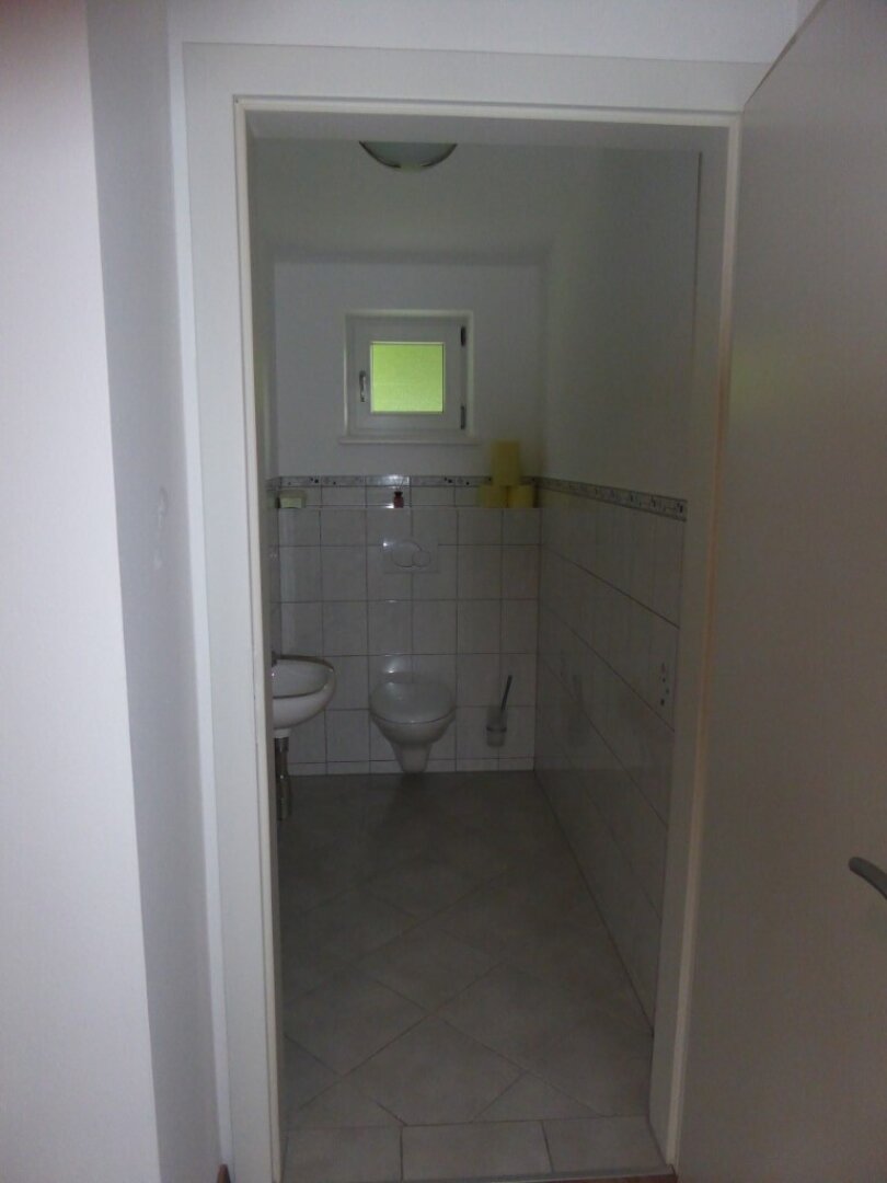 neuer Kaufpreis: Gepflegtes Zuhause nahe dem Mattsee mit großem Garten, Dachterrasse und Doppel-Carport!