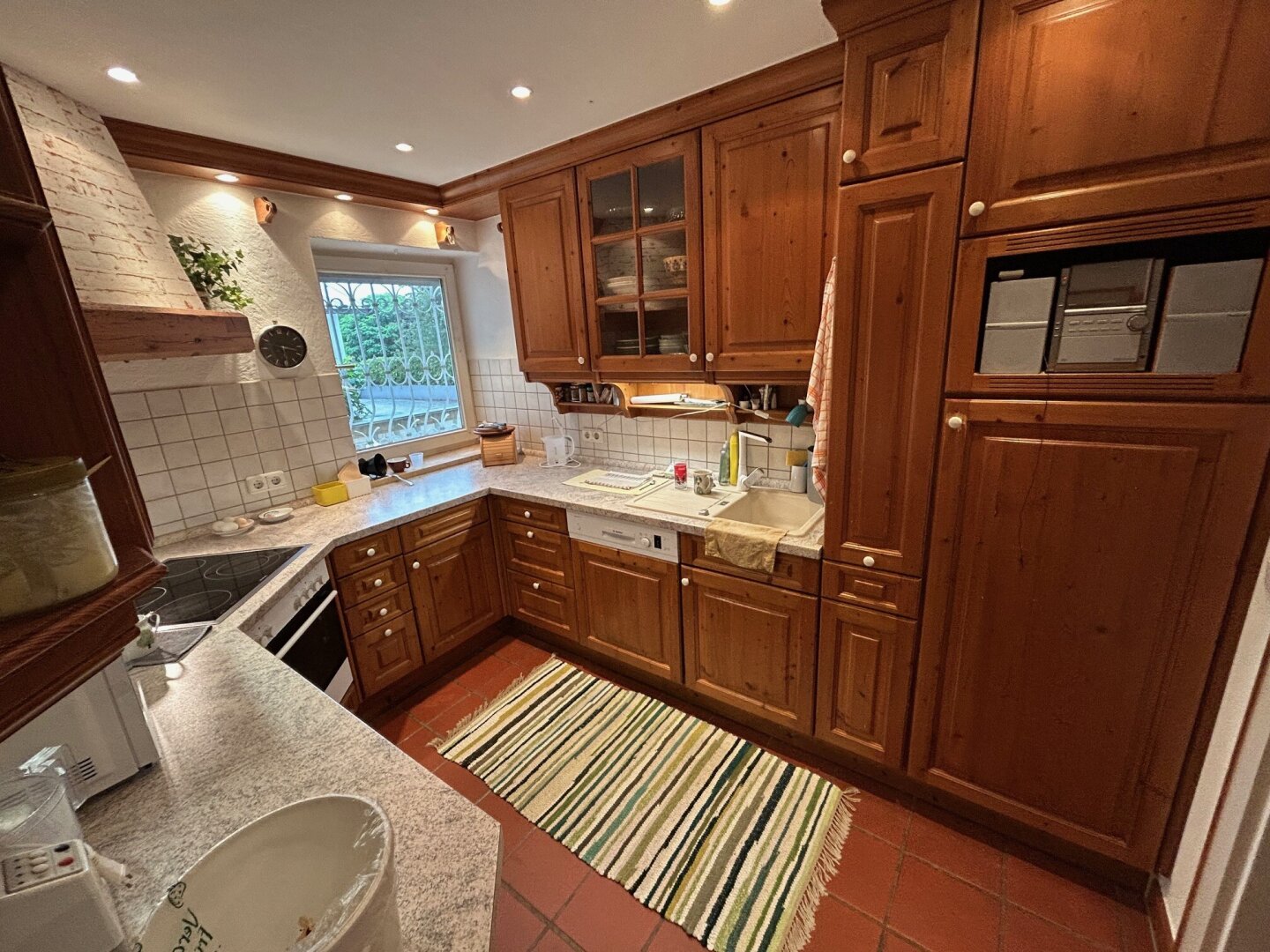 geräumige 6 Zimmer in Neuhaus am Inn: gepflegt, mit Garage, Garten und Terrasse!