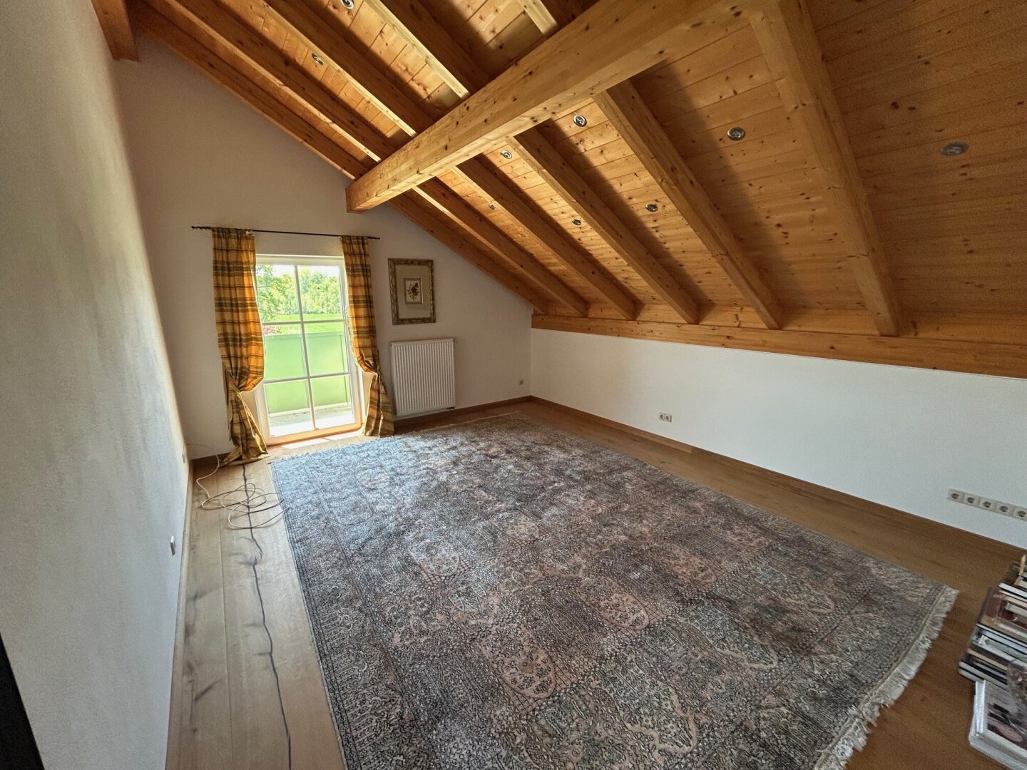 Preisreduktion: Vierseithof mit neuem Haupthaus: 10 Zimmer, 2,3 ha, Pferde-Paradies möglich!