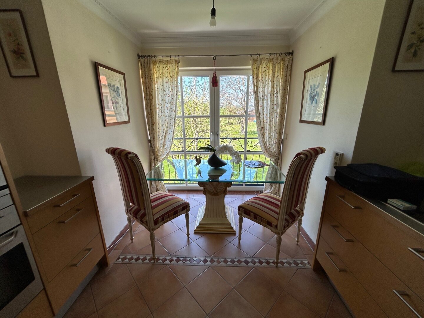 Preisreduktion: Vierseithof mit neuem Haupthaus: 10 Zimmer, 2,3 ha, Pferde-Paradies möglich!
