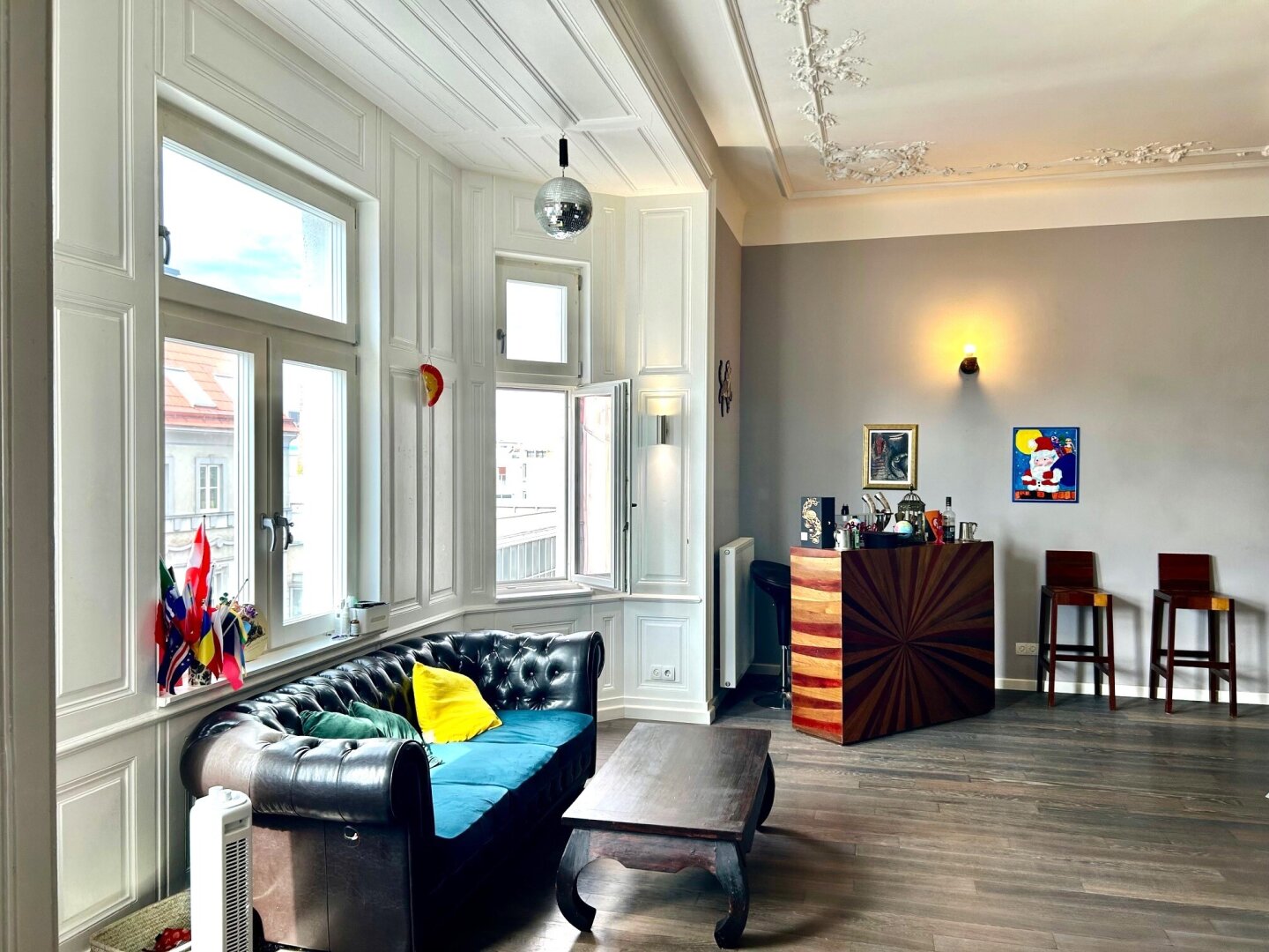 Helle, großzügige Familienwohnung eines stilvoll sanierten Altbauhauses – Ihr neues Zuhause in 1120 Wien!