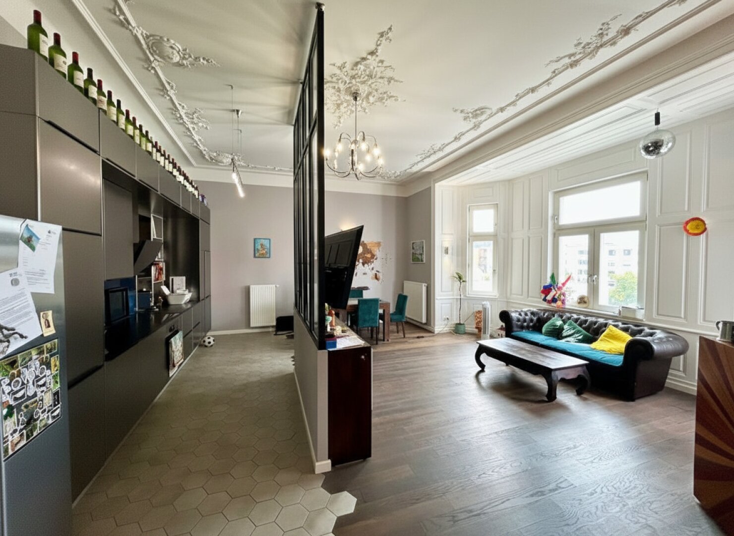 Helle, großzügige Familienwohnung eines stilvoll sanierten Altbauhauses – Ihr neues Zuhause in 1120 Wien!