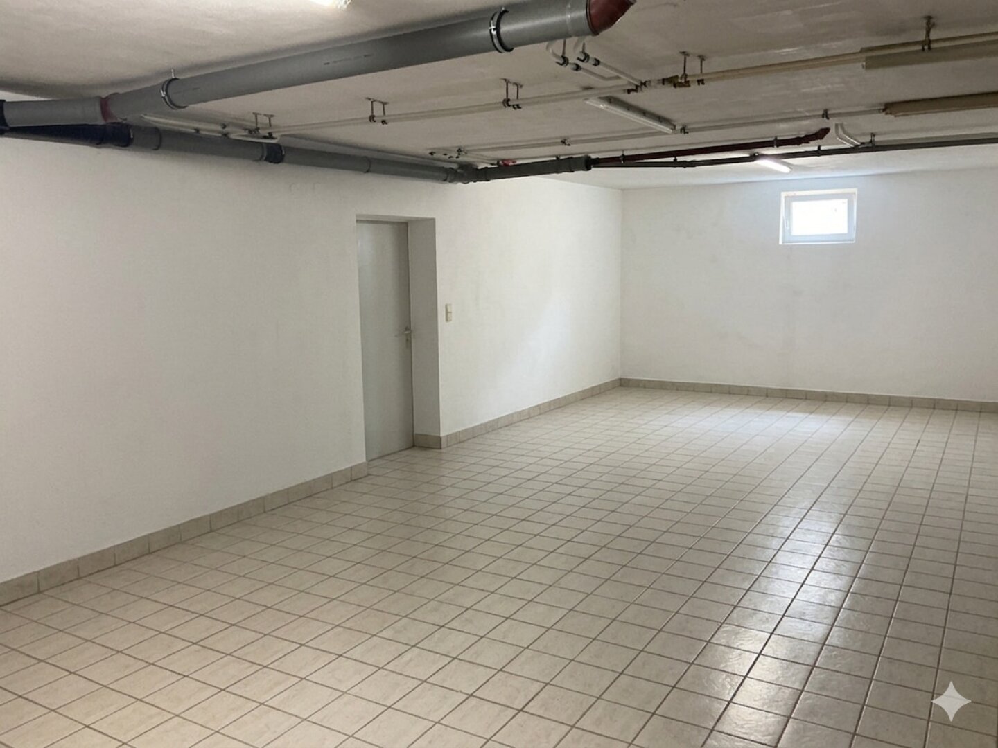 Exklusives Wohnerlebnis: Architektur trifft auf fernöstliche Gelassenheit