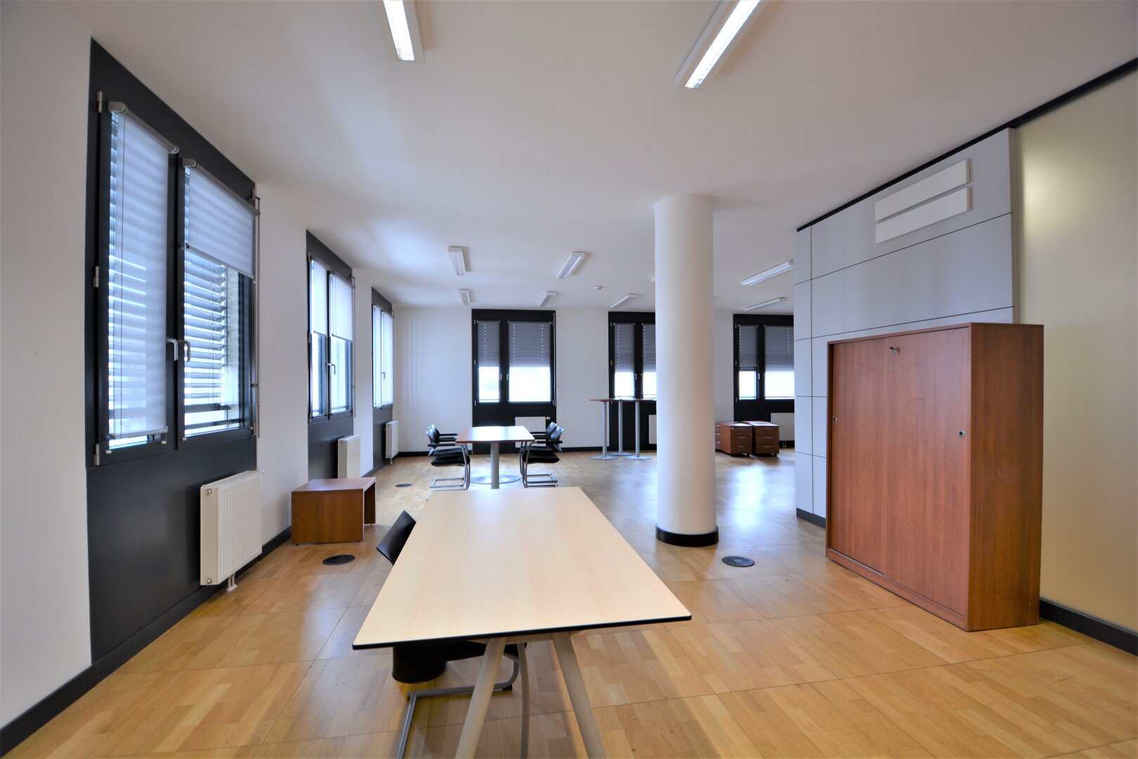 PROVIOSIONSFREIE Büroflächen