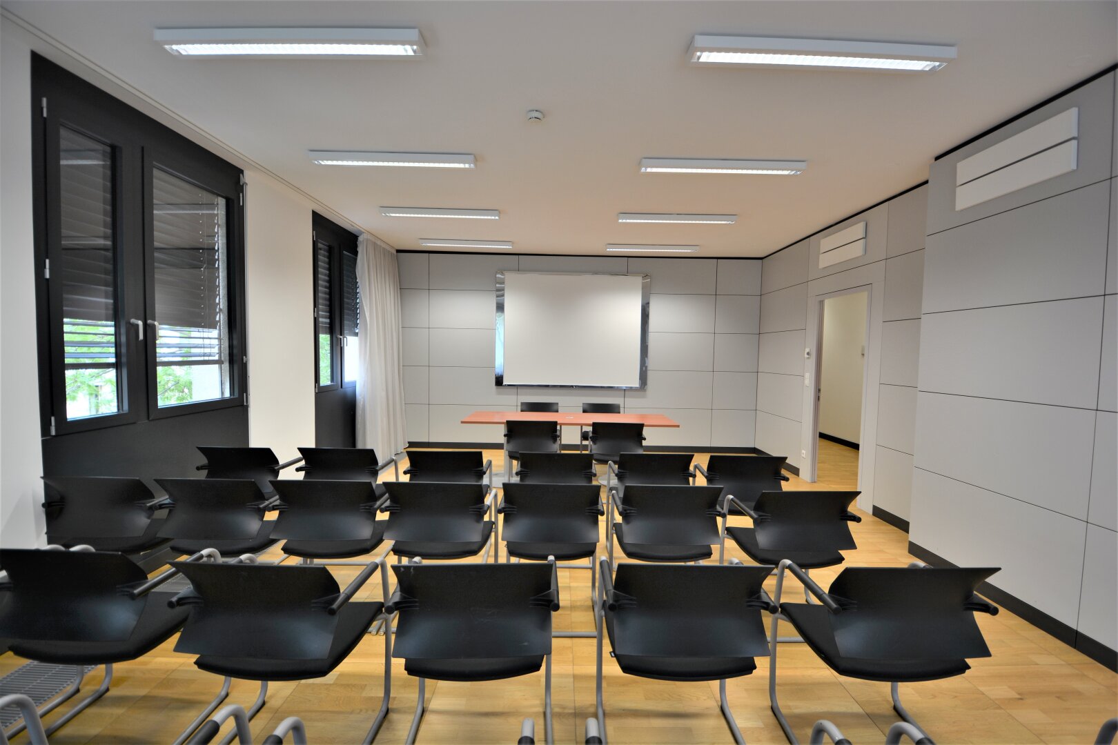PROVIOSIONSFREIE Büroflächen