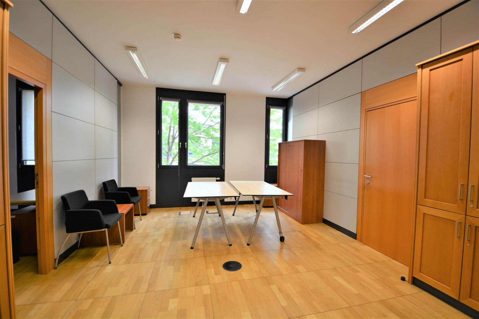 PROVIOSIONSFREIE Büroflächen