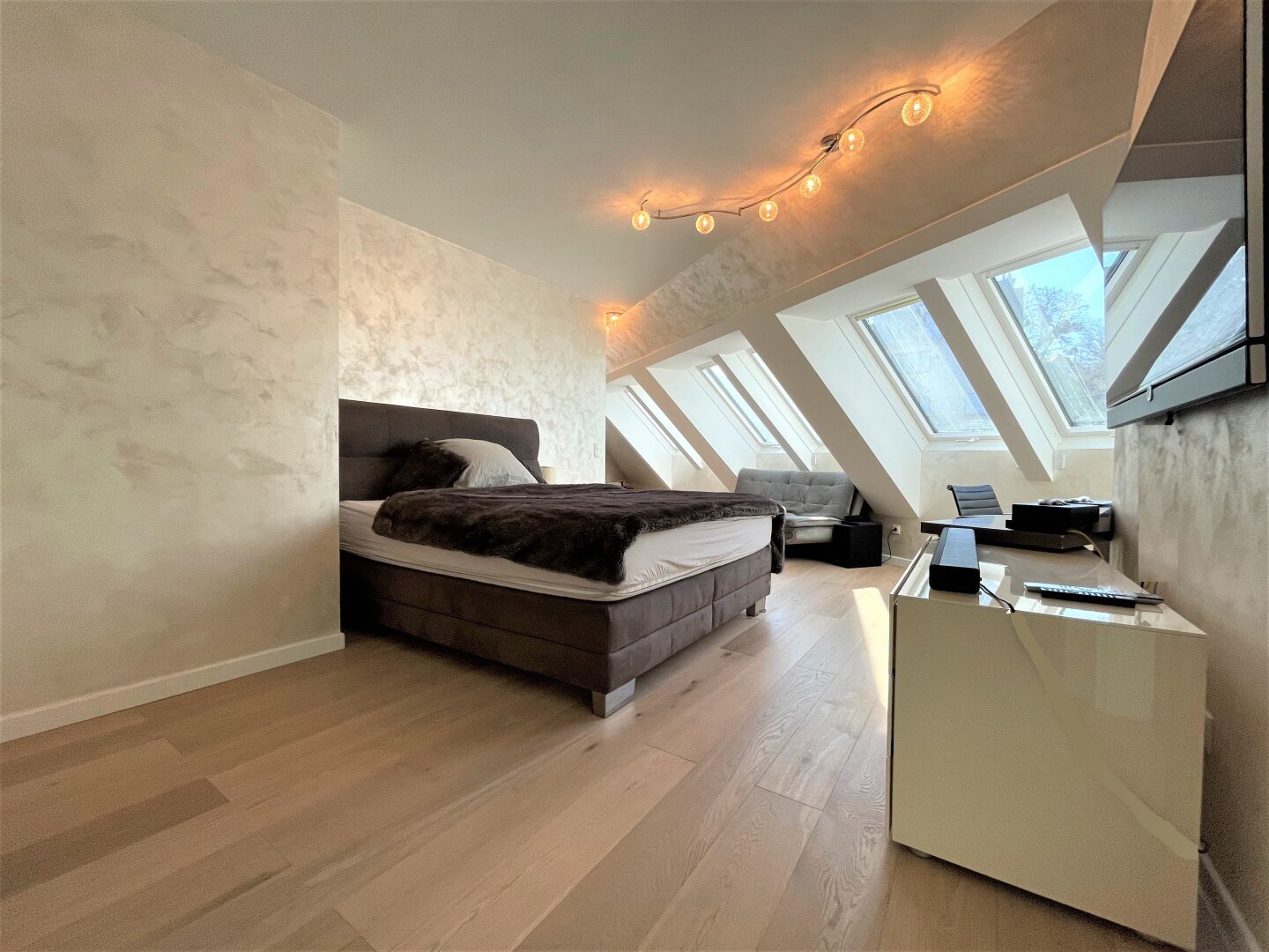 Neu! Exklusiver Dachterrassentraum mit atemberaubender Aussicht!