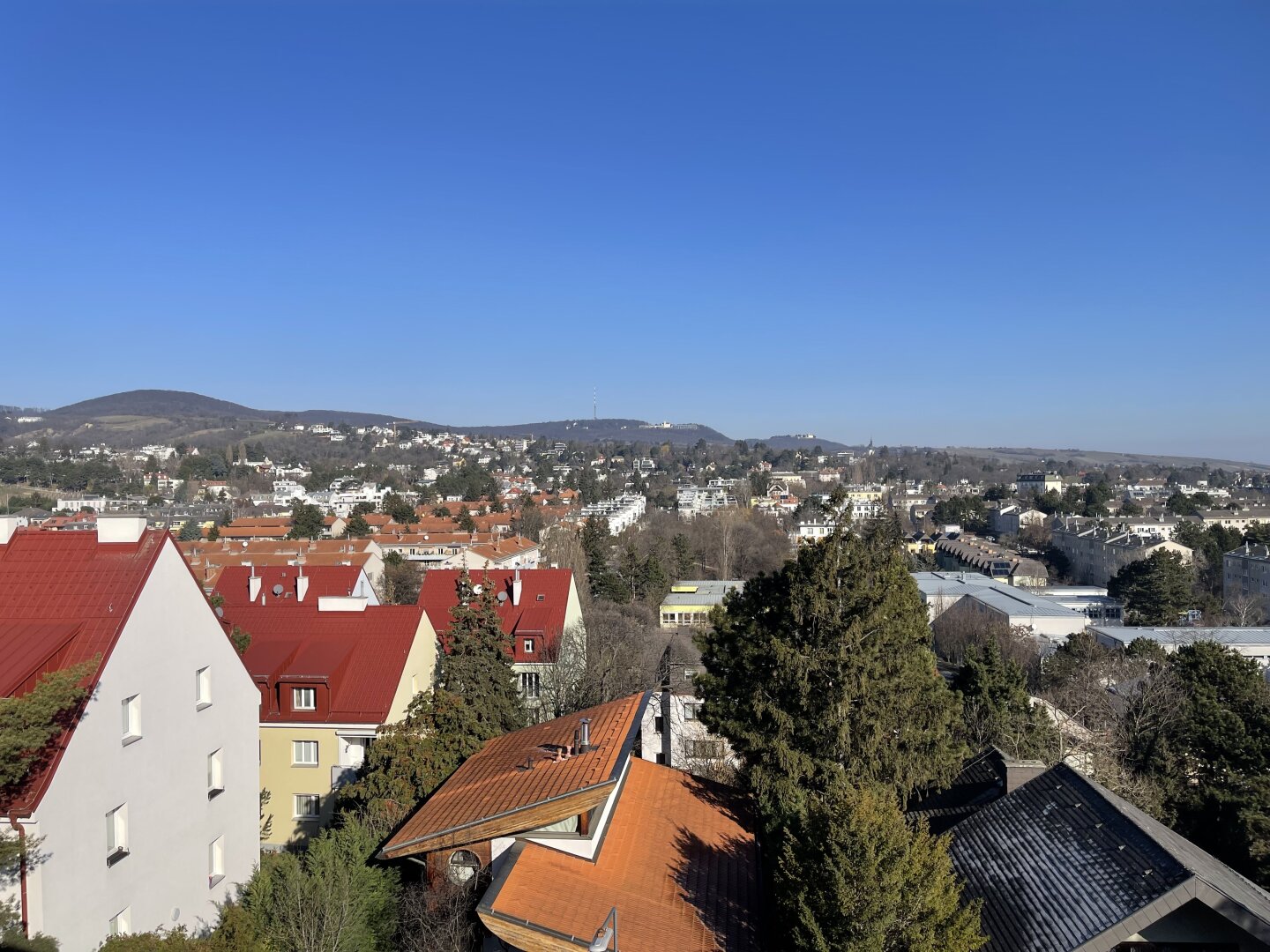 Neu! Exklusiver Dachterrassentraum mit atemberaubender Aussicht!