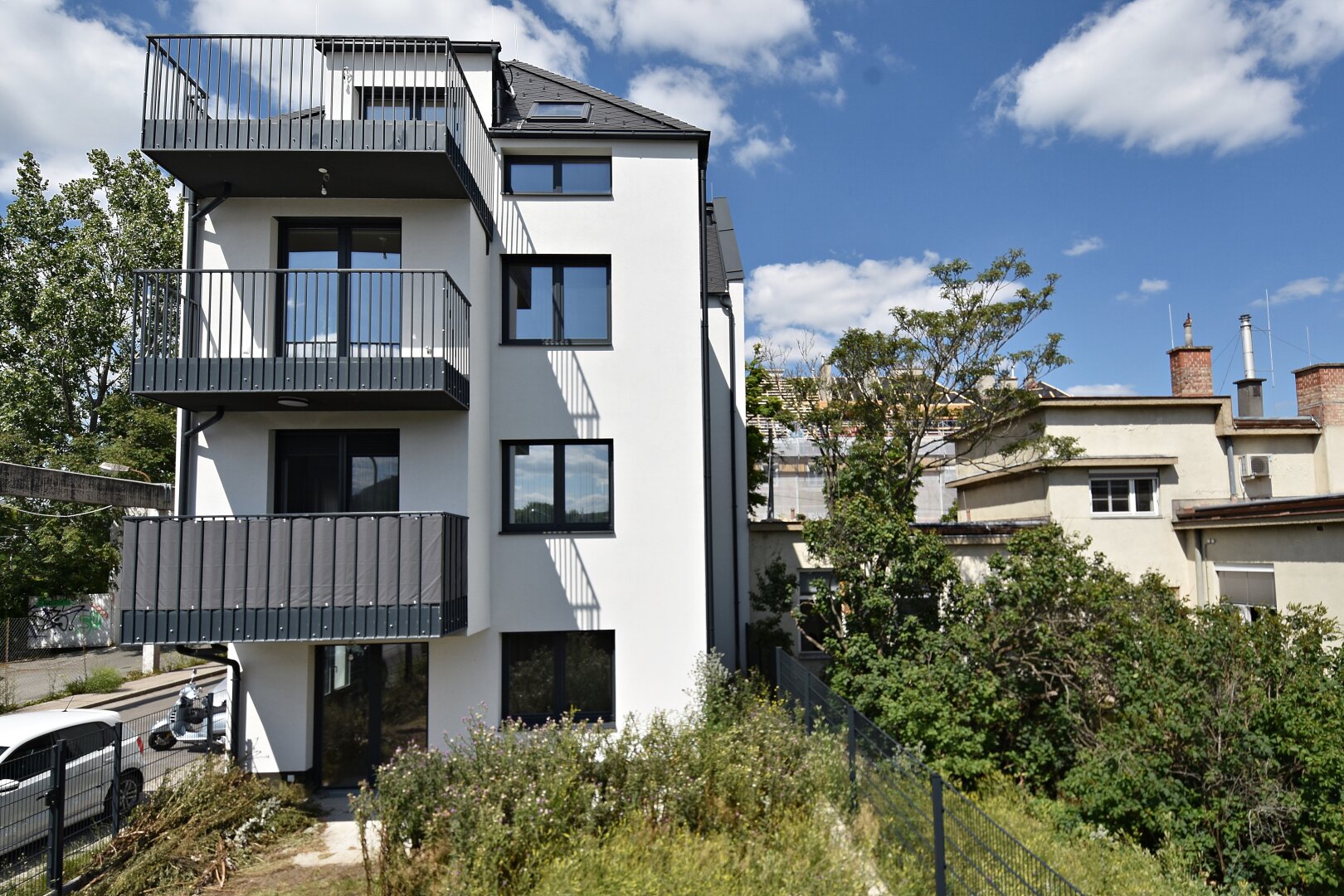 Erstbezug: 3 Zimmer Wohnung in verkehrsgünstiger Lage