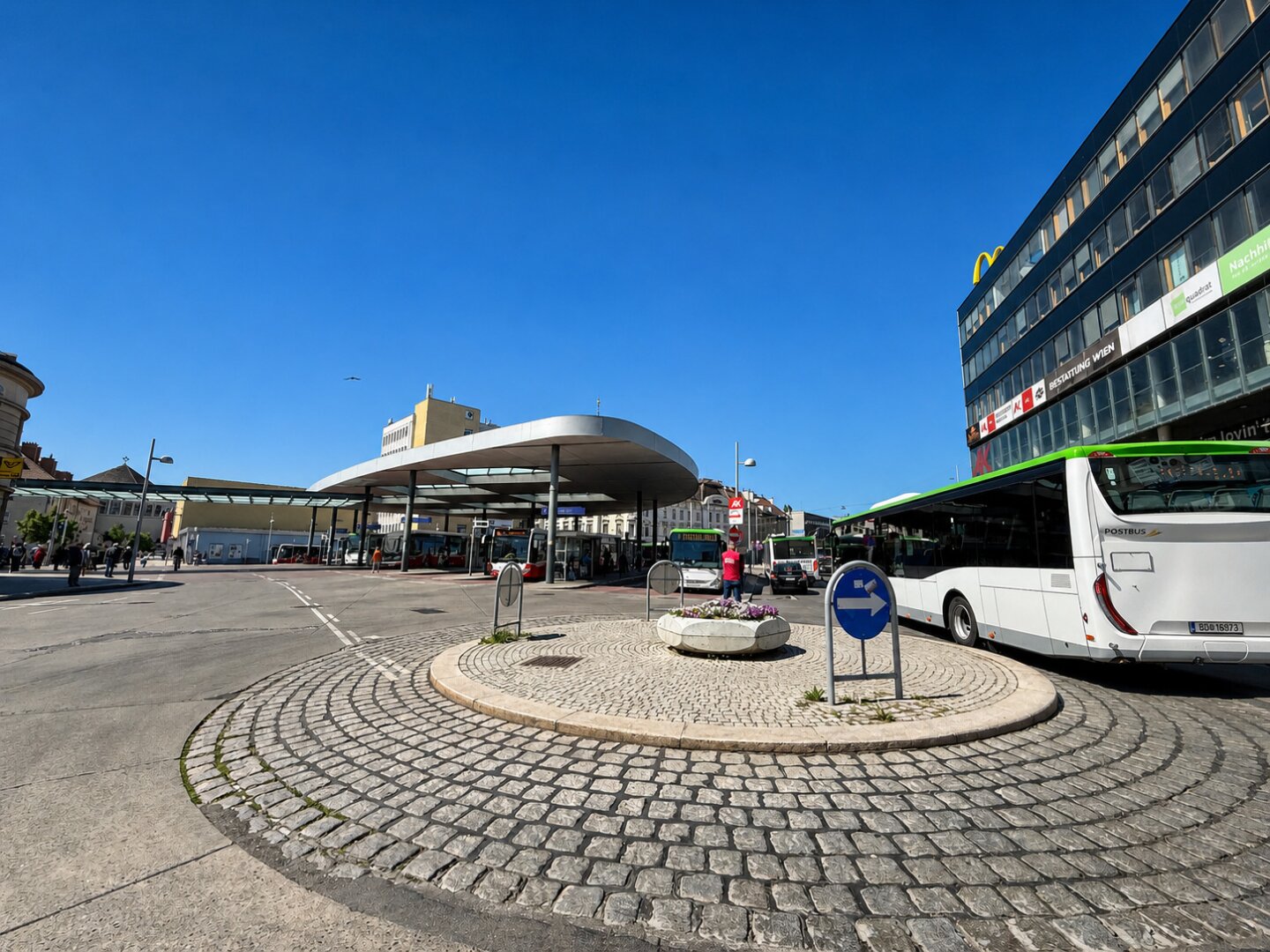 Fröhlich wohnen, stilvoll leben – Design und Natur im Einklang in Liesing!
