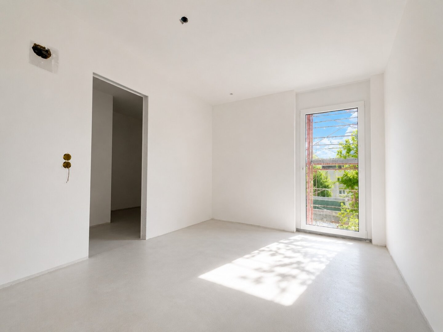 NEU | SCHNELL ENTSCHEIDEN, BEVOR ANDERE ES TUN –  Top Preisvorteilen bis 30.06! | HELLE 2-ZIMMER MIT BALKON UND HERRLICHER AUSSICHT!