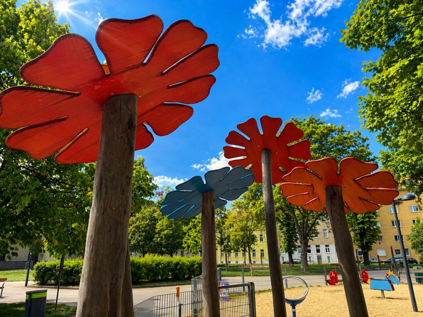 NEU | Exklusive Preisaktion bis 30.06.2026 | Stilvolles Wohnen in begehrter Lage zwischen Schlingermarkt & SCN mit traumhaftem Parkblick