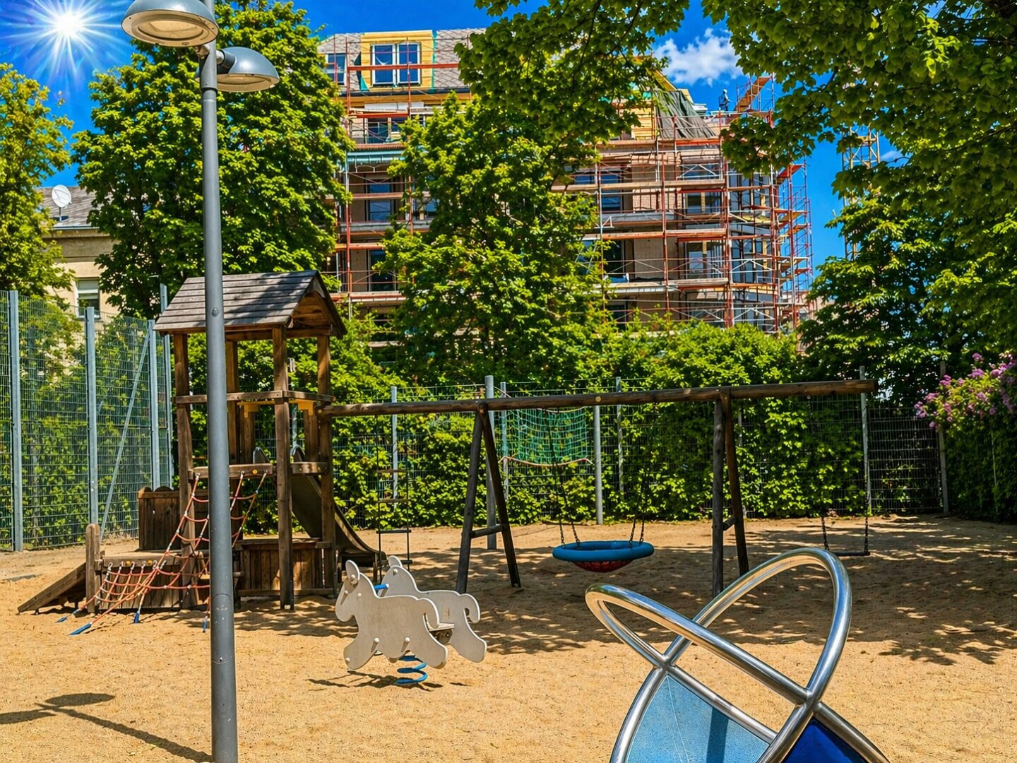 NEU | Exklusive Preisaktion bis 30.06 | Traumhafter Parkblick | Bestlage zwischen Schlingermarkt und SCN