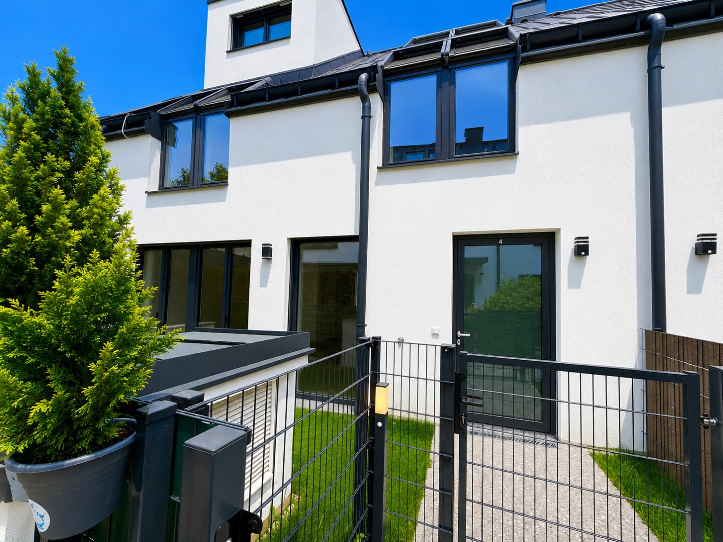 Reihenhaus mit Garten & moderner Ausstattung in Jedlersdorf – stilvoll und bezugsbereit!