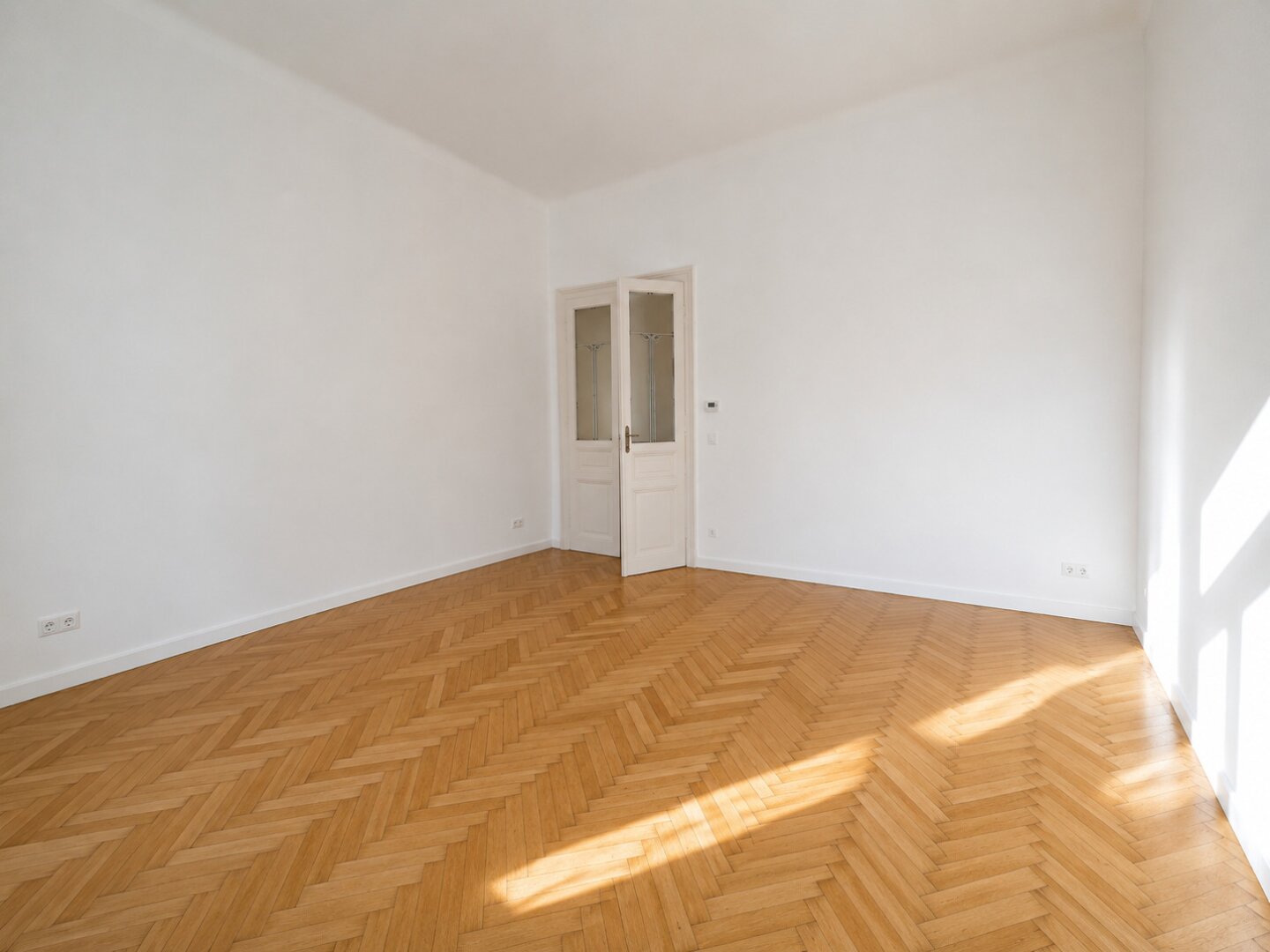 Stilvolle 3-Zimmer-Altbauwohnung mit klassischem Wiener Charme im begehrten 9. Bezirk