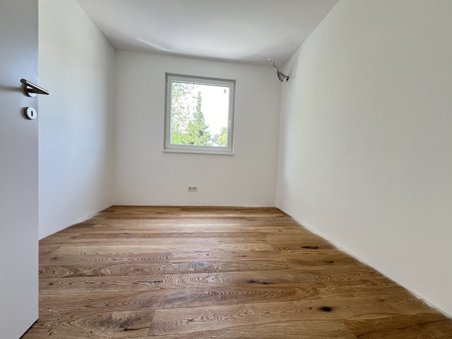 Modernes Wohngebäude mit 8 Wohnungen in schlüsselfertiger Ausführung