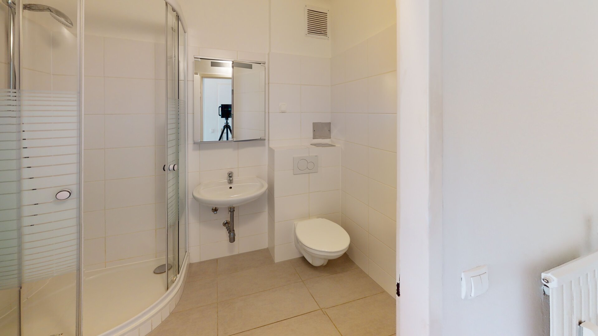 orea | Nahe Belvedere: Gemütliche 1-Zimmer Wohnung | Smart besichtigen · Online anmieten