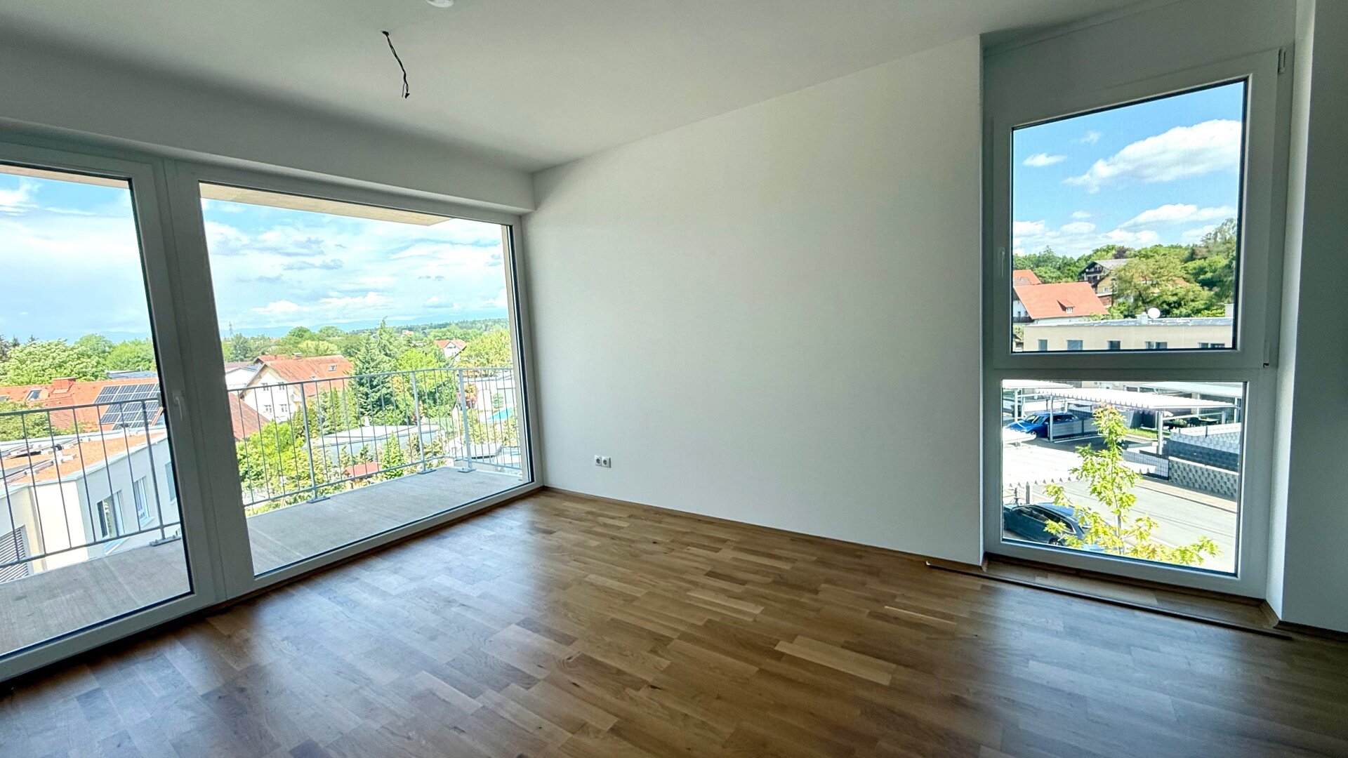 NEUWERTIGE 2-Zimmer Wohnung in LIEBOCH!