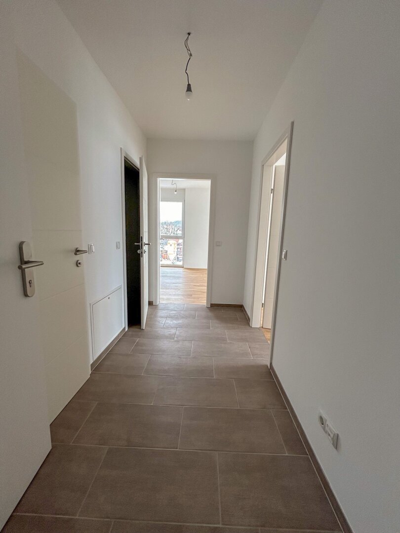 NEUWERTIGE 2-Zimmer Wohnung in LIEBOCH!