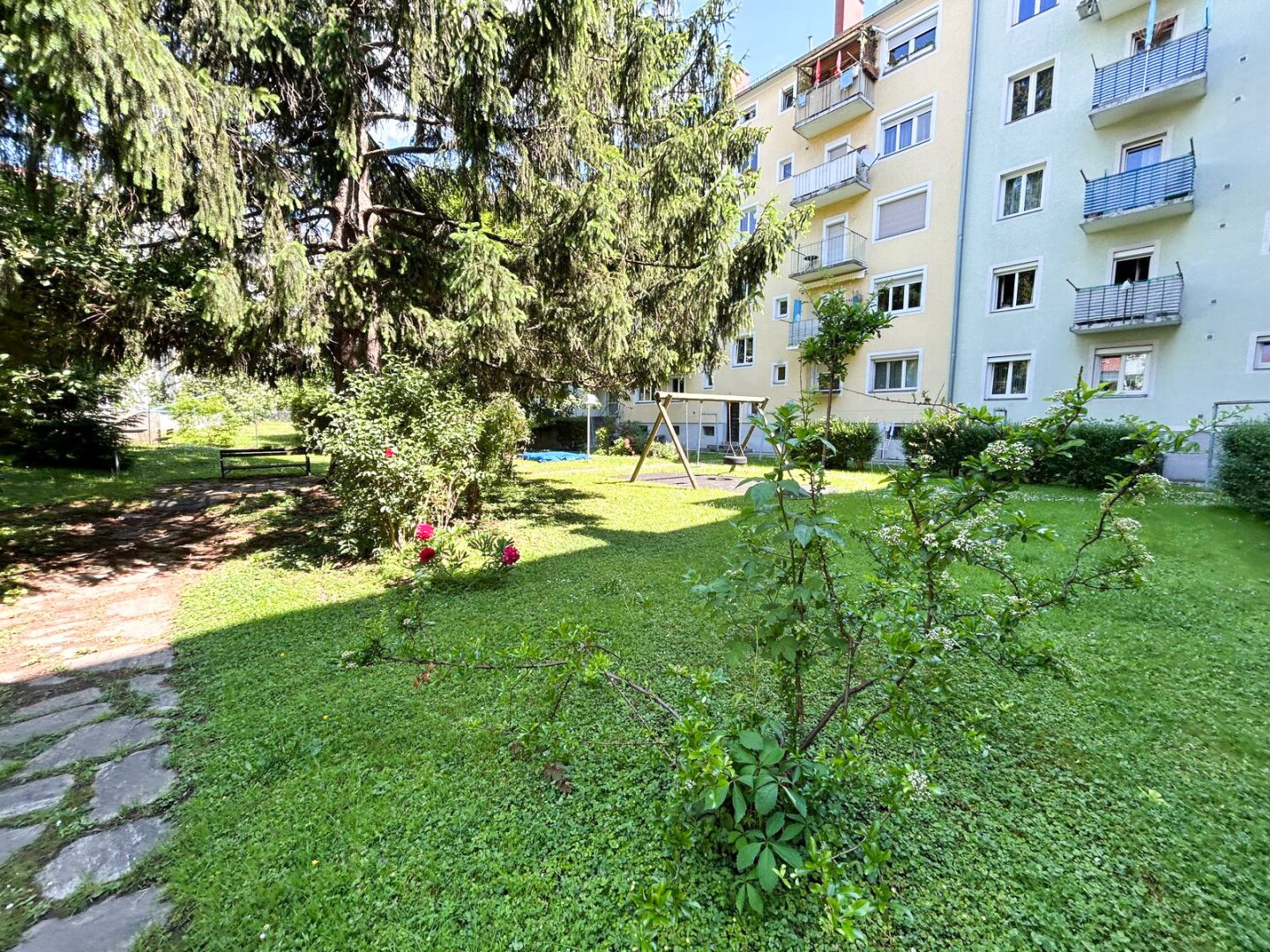 Zimmer-Küche Wohnung in ruhiger Stadtlage!