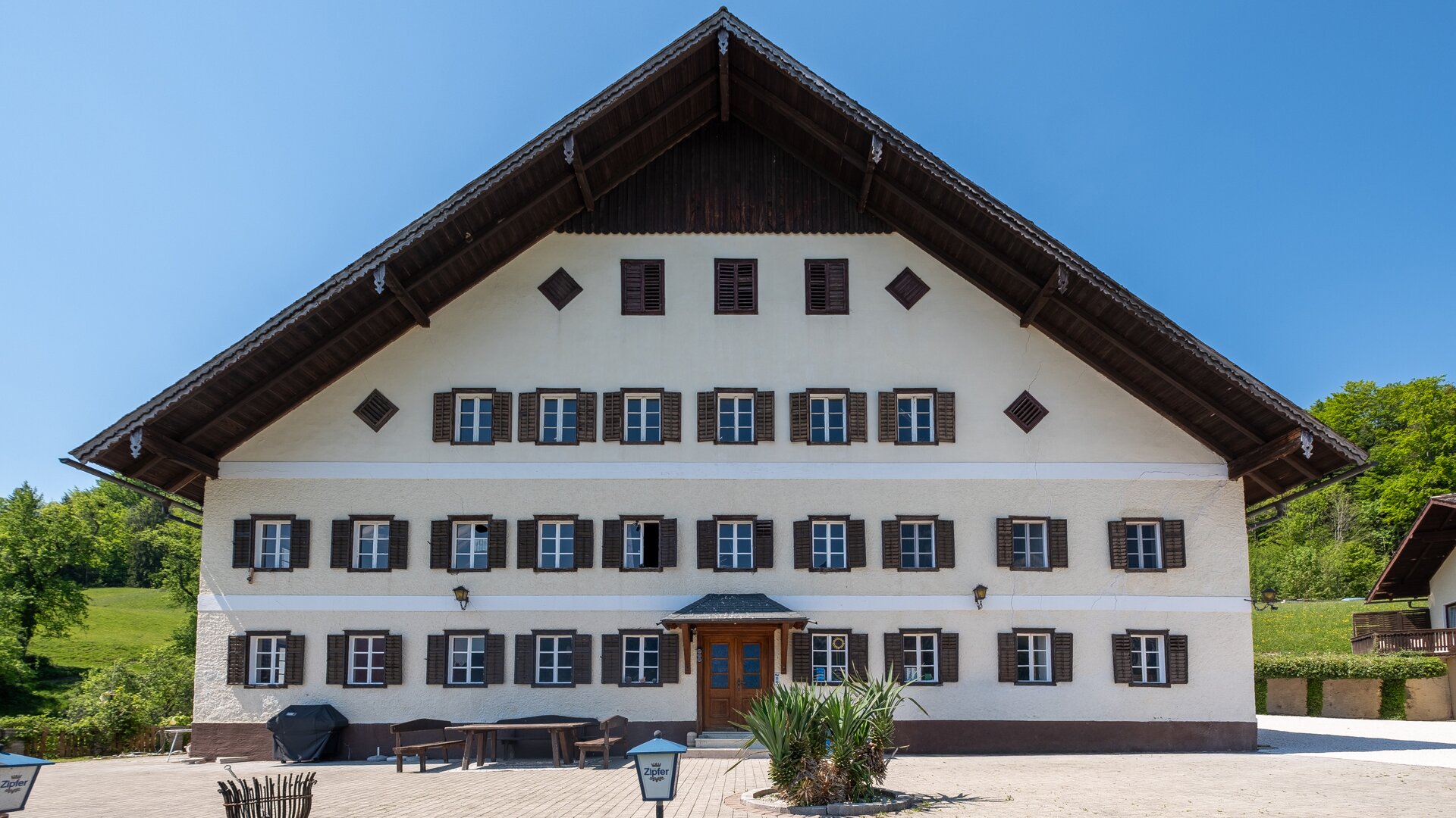 SEENGEBIET: UNIKAT: größte Liegenschaft mit Seezugang