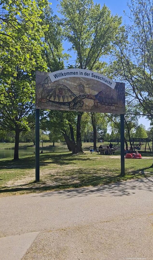 LANGENZERSDORF: Exklusiver Eigengrund mit sanierungsbedürftigem Kleingartenhaus mit Pool in Bestlage von Langenzersdorf – Ganzjähriges Wohnen & Teilungsoption