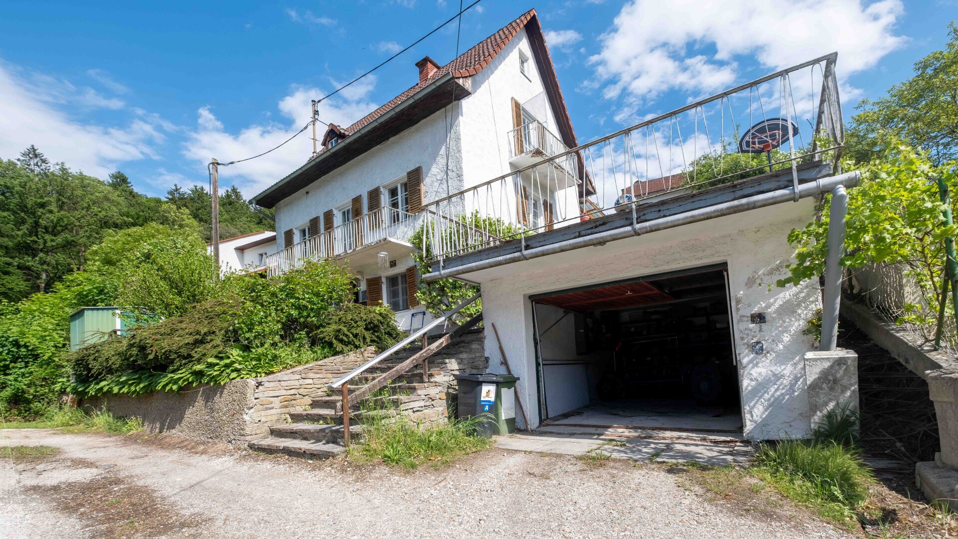 LINZ-URFAHR: Altbestand im Grünen am Stadtrand