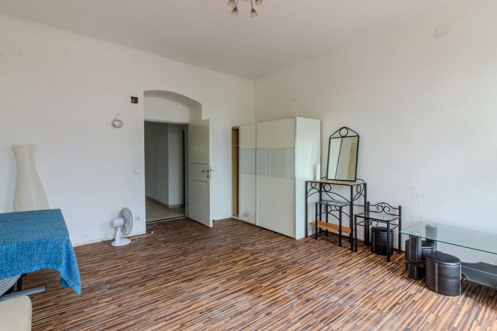 U3 Hütteldorf - Fernblick - Baubewilligter Balkon im grünen Innenhof