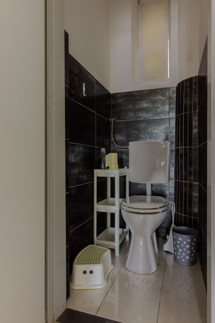 U3 Hütteldorf - Fernblick - Baubewilligter Balkon im grünen Innenhof