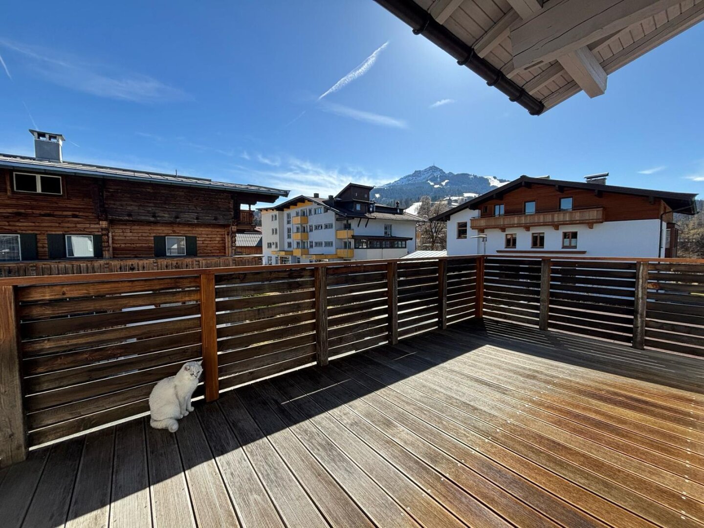 Stilvolle Haushälfte mit traumhafter Aussicht auf den Wilden Kaiser - inkl. 2 Carportplätzen