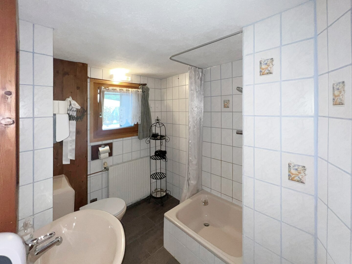 Apartmenthaus mit 6 Schlafzimmern - attraktive Anlagechance