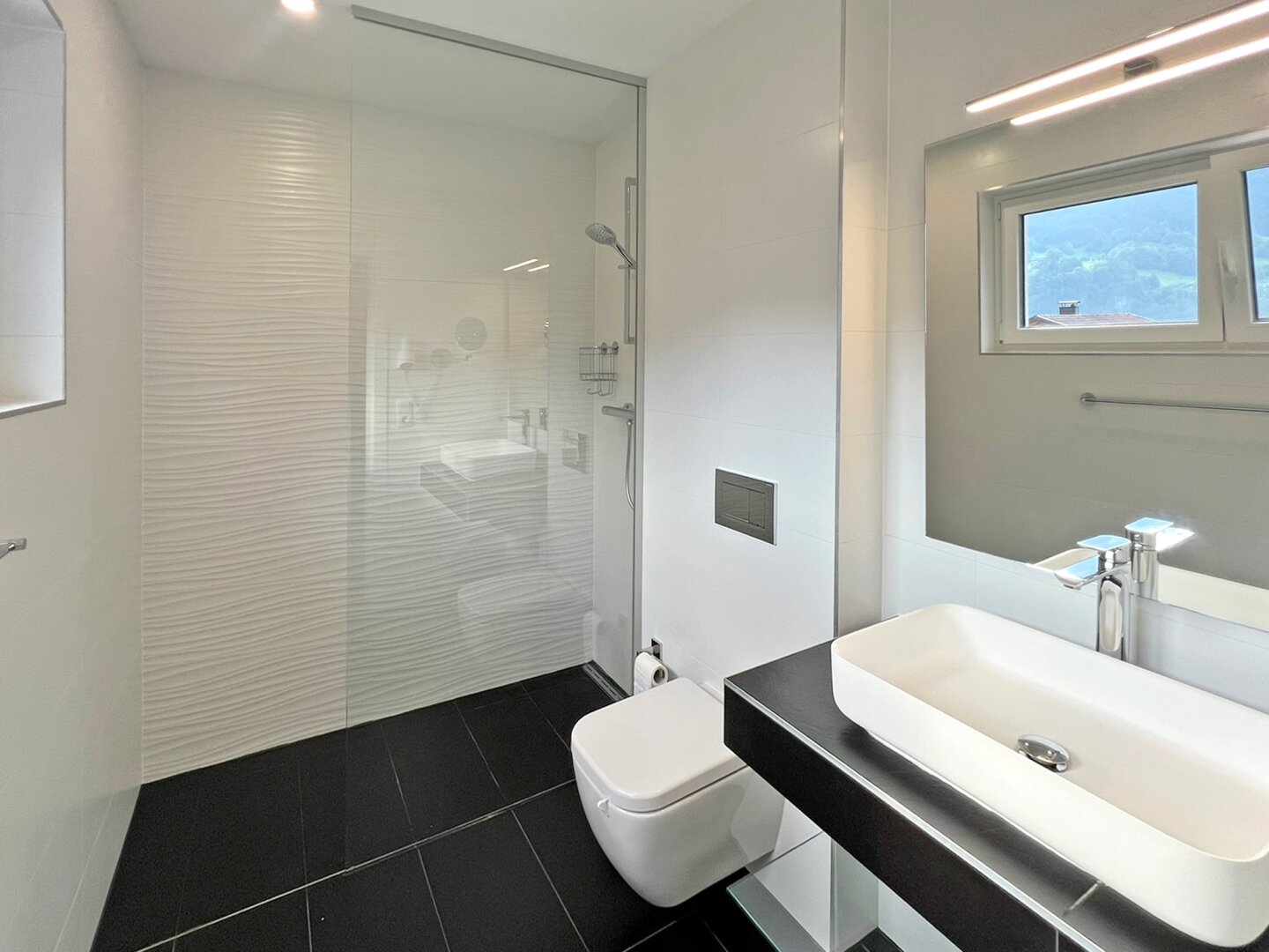 Modernes Apartmenthaus mit 6 Ferienwohnungen
