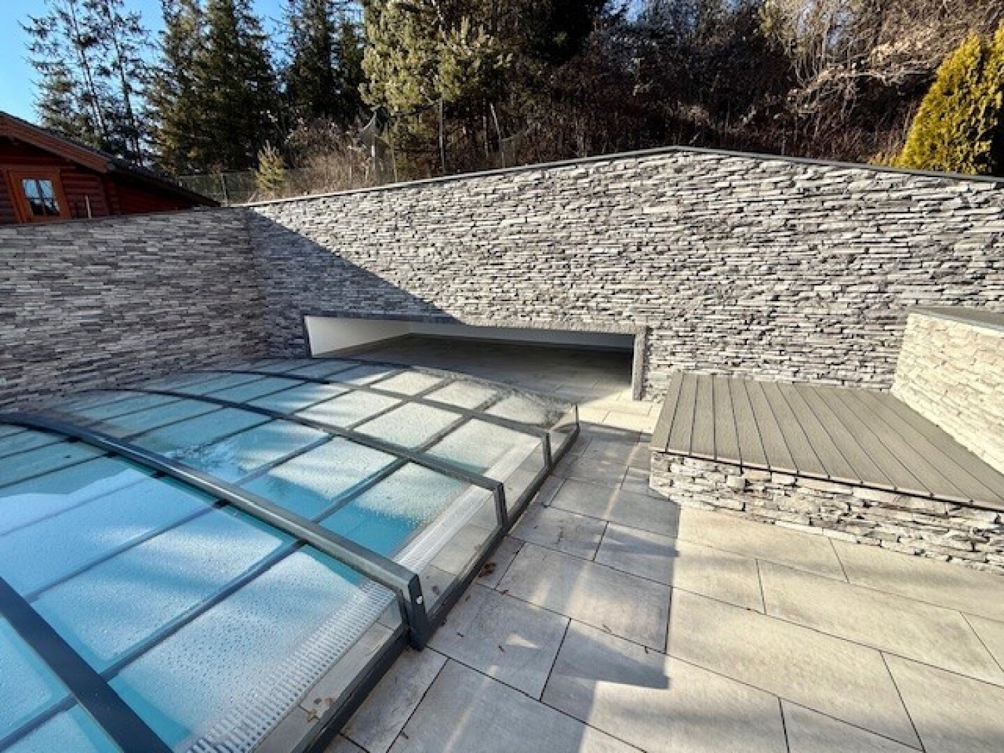 Exklusives Wohnhaus mit Pool, Gartenparadies und traumhafter Aussicht in Althofen
