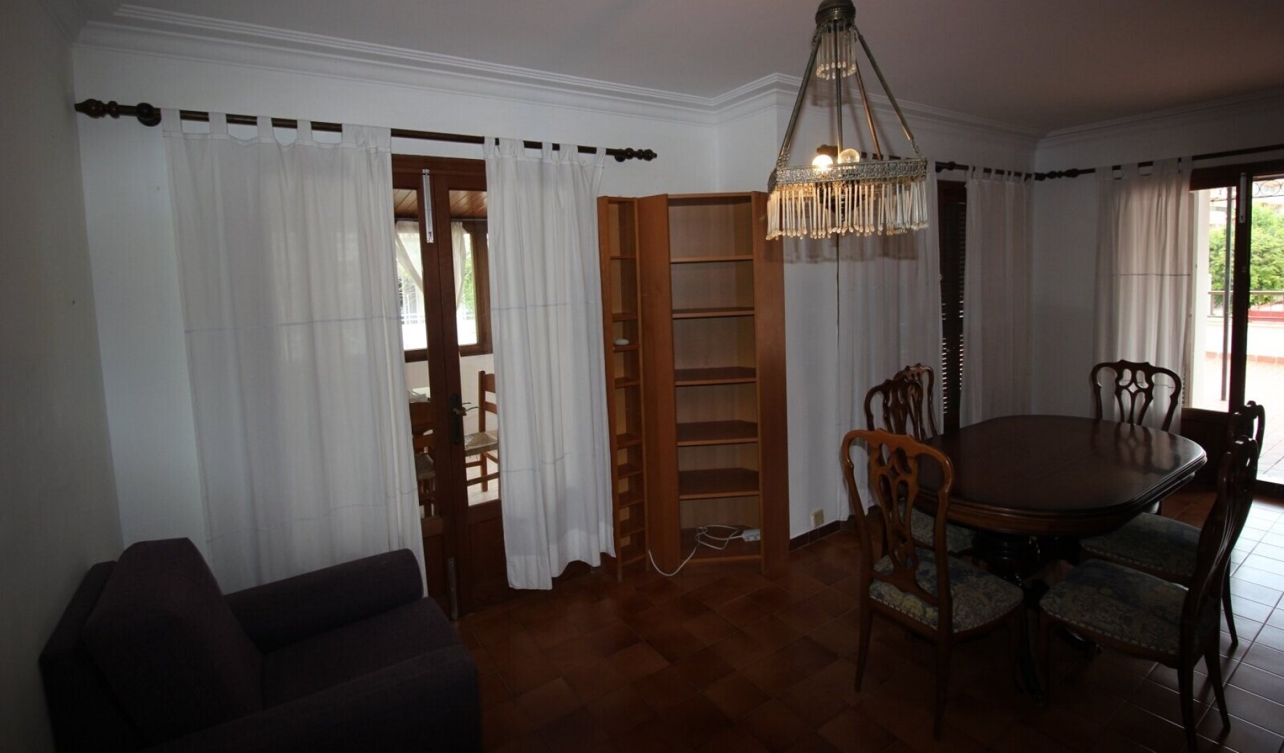 Strandnahe Meerblick Wohnung mit 3 Schlafzimmer und Mega- Terrasse  / Renovierungsbedürftig