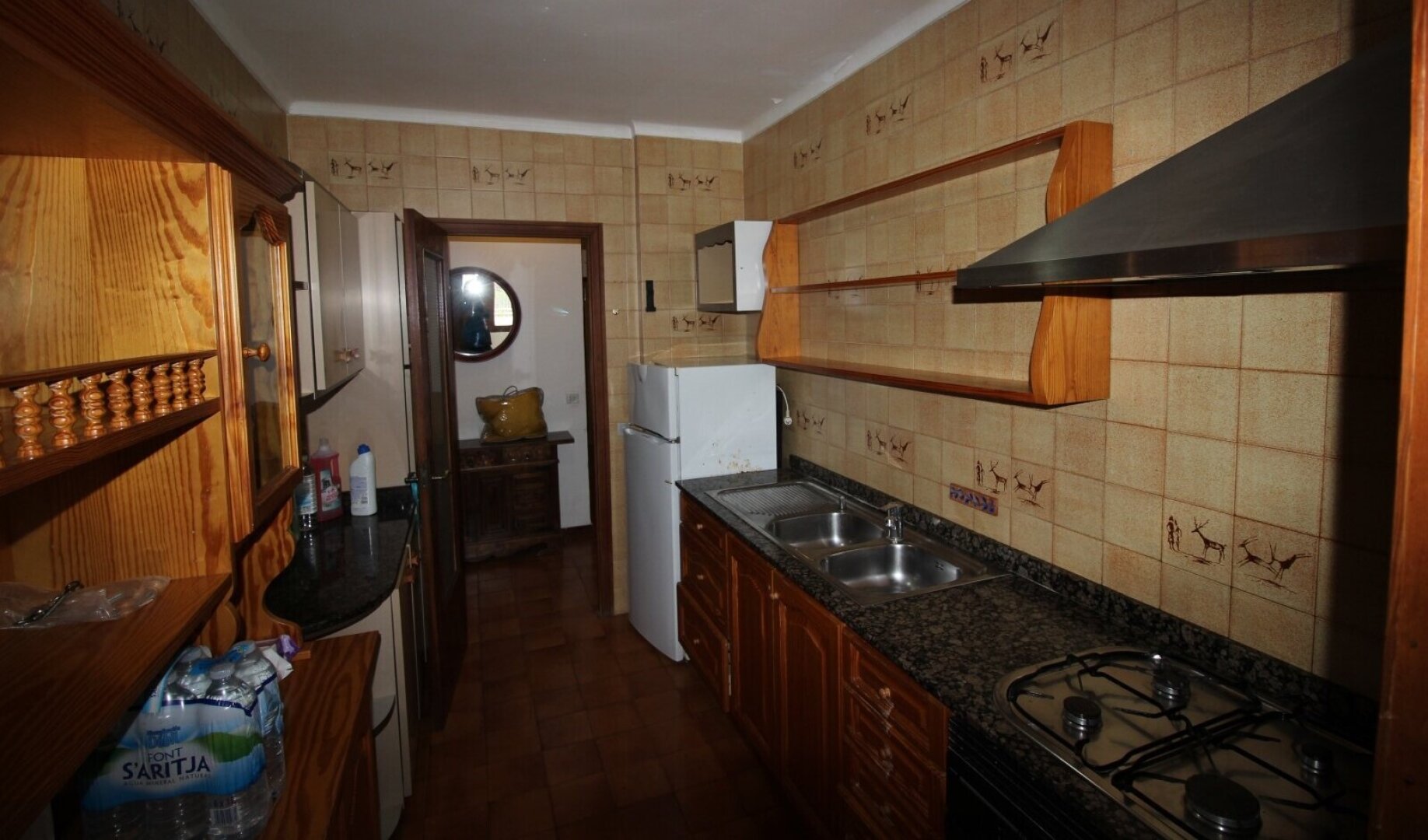 Strandnahe Meerblick Wohnung mit 3 Schlafzimmer und Mega- Terrasse  / Renovierungsbedürftig